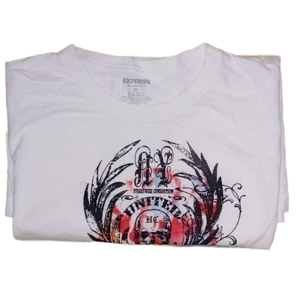 Express Mens graphic print t-shirt size XL